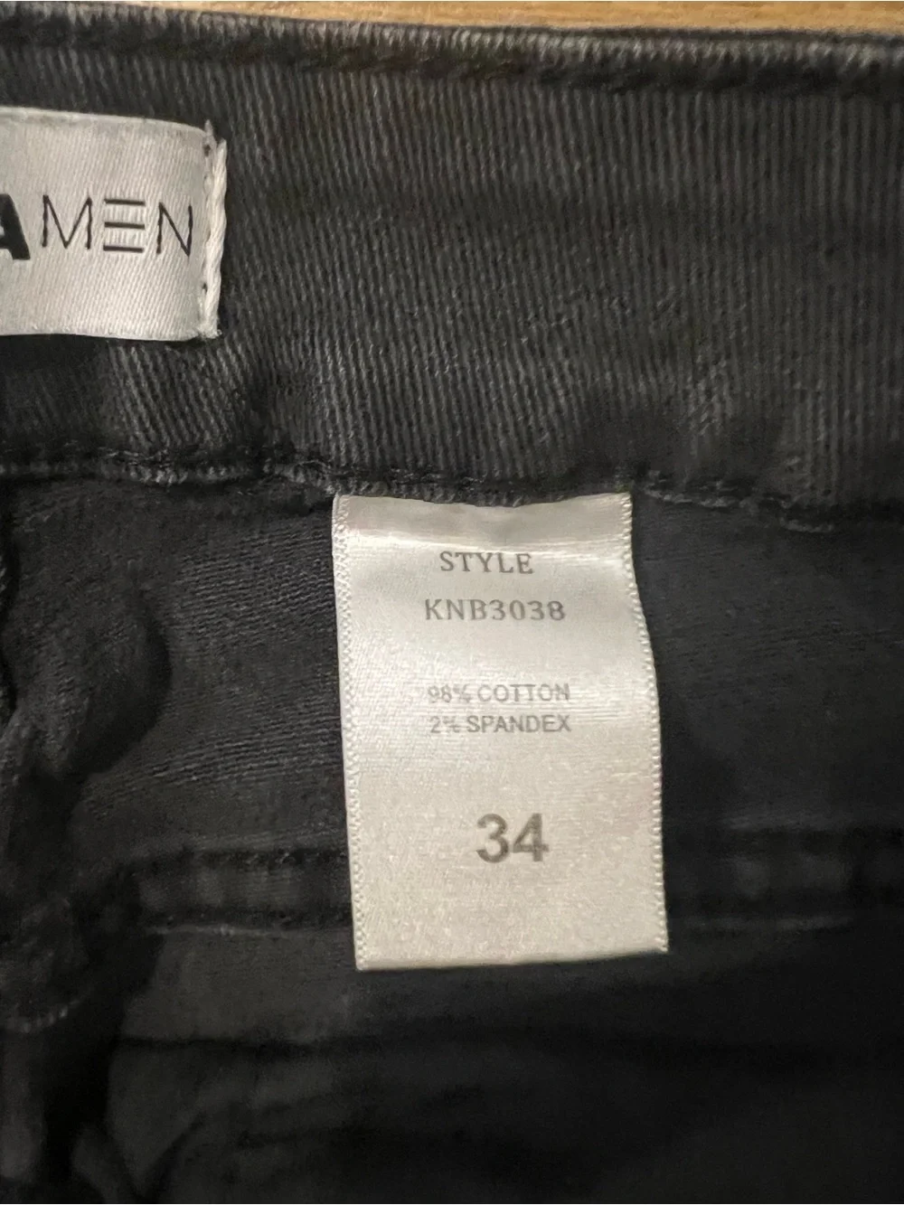 Fashion Nova Men’s Black Distressed Jeans l 34